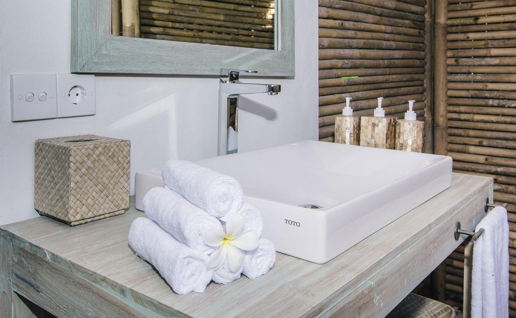 Villa Santai At Sandy Bay Nusa Lembongan  Exterior photo